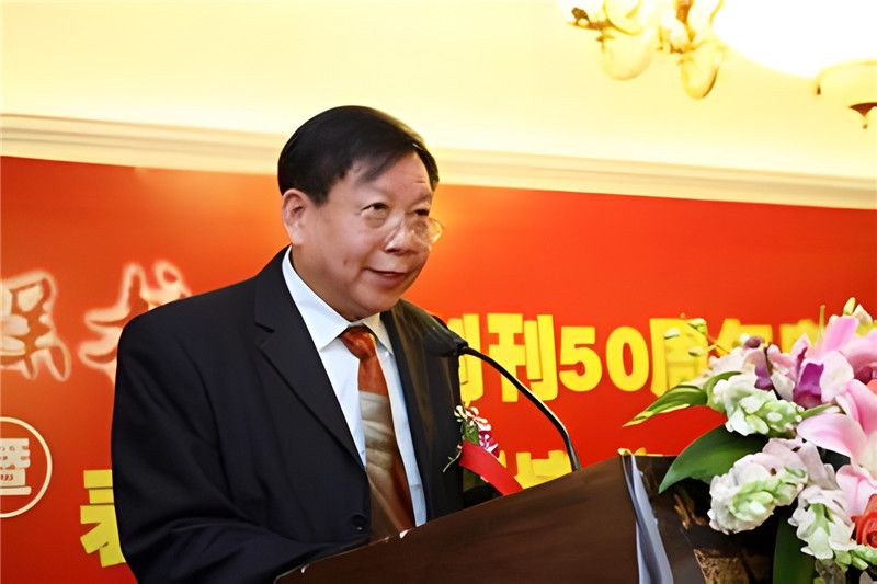 725所學(xué)會(huì)理事長(zhǎng)陳光章說(shuō)：盛世達(dá)犧牲陽(yáng)極性價(jià)比高,質(zhì)量可靠，可信！